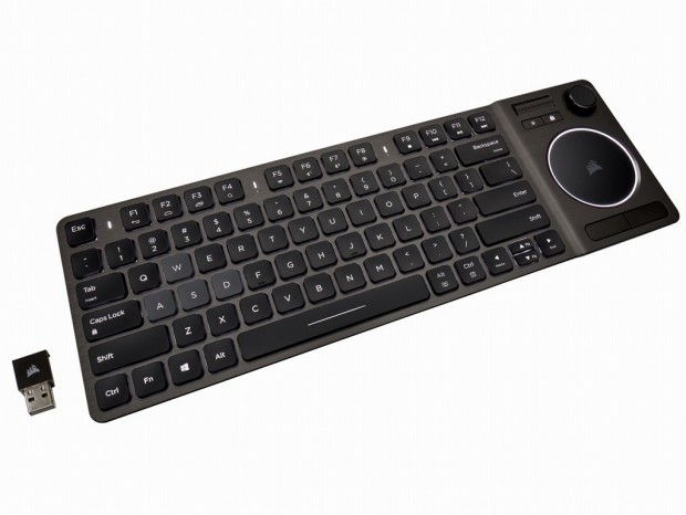CORSAIR、スティック＆タッチパッド搭載のリビング向けキーボード「K83 Wireless」