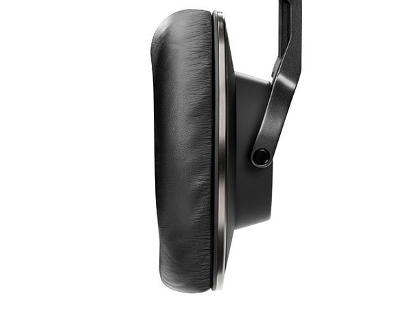 プロエンジニア向け密閉型スタジオヘッドフォン、AKG「K553 MKII-Y3」