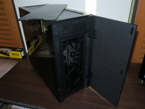 CORSAIR_press190313_1024x768d