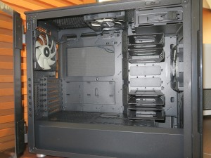 CORSAIR_press190313_1024x768h