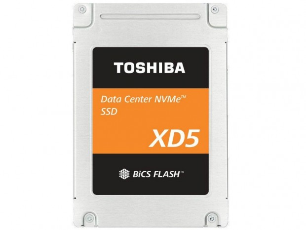 東芝、データセンター向けNVMe SSD「XD5」に7mm厚の2.5インチモデル追加