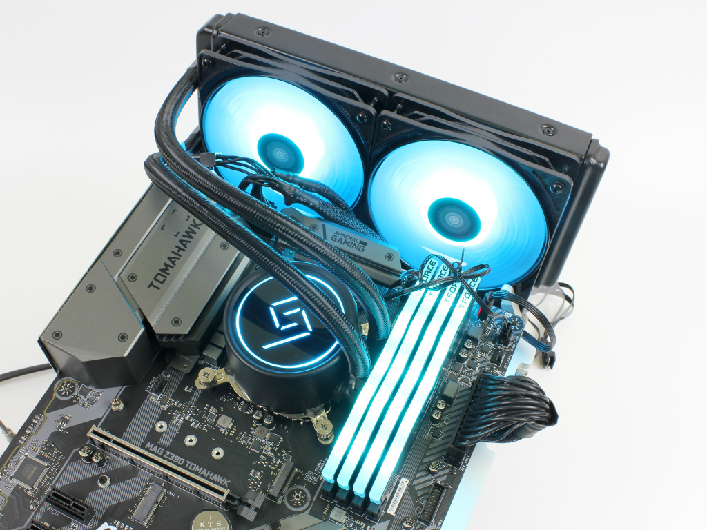 簡易水冷 DeepCool GAMMAX L240 CPUクーラー