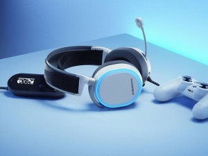 ArctisPro+GameDAC_White_1024x768b