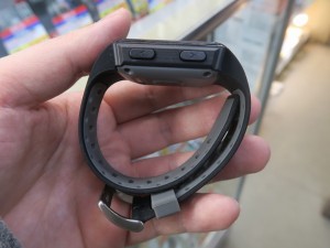 smartwatch190404_1024x768m