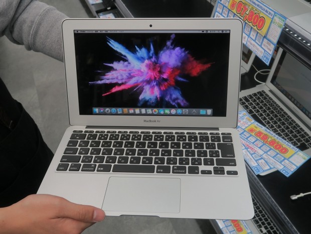 APPLE MACBOOK AIR 11インチ