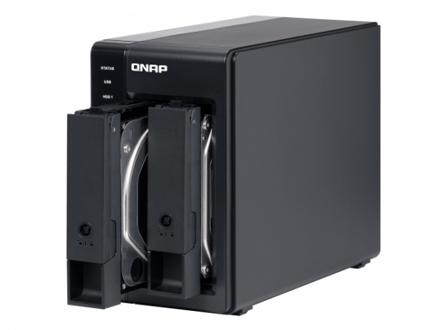 NASにも対応するGen.2 Type-C接続のNASエンクロージャー、QNAP「TR-002」