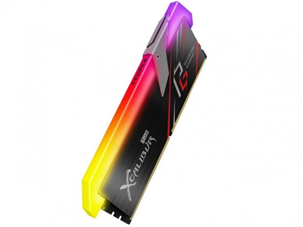 Team、ASRockコラボメモリ「XCALIBUR Phantom Gaming RGB DDR4」発売