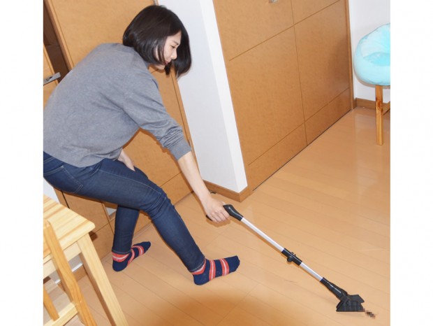 備えておきたい、サンコー「嫌な虫は離れてキャッチ『虫ポイマジックハンド』」