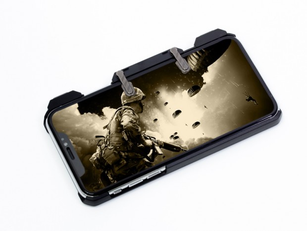 上海問屋、スマホゲームが快適になるトリガー付きiPhoneケース発売