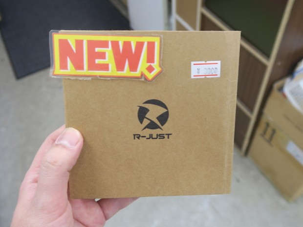 アイアンマン風デザインのワイヤレス充電器が発売 価格は税抜3 000円 エルミタージュ秋葉原