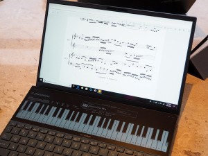 comp_2019_0527_01_asus_1027x768_14