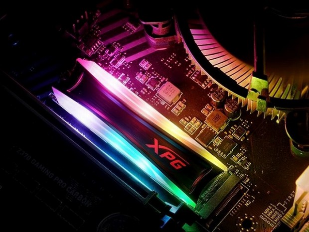 ADATA、RGBイルミで魅せる最大3.5GB/s転送のNVMe SSD「XPG SPECTRIX S40G RGB」