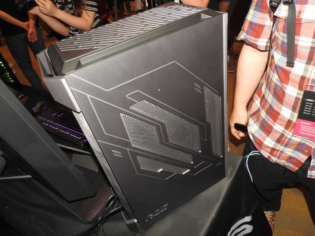 asusitxcase_1024x768e