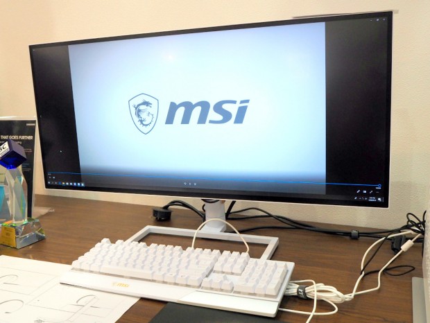 comp_2019_0604_01_MSI_1024x768_12