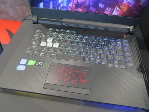 asus_rog190614_1024x768h
