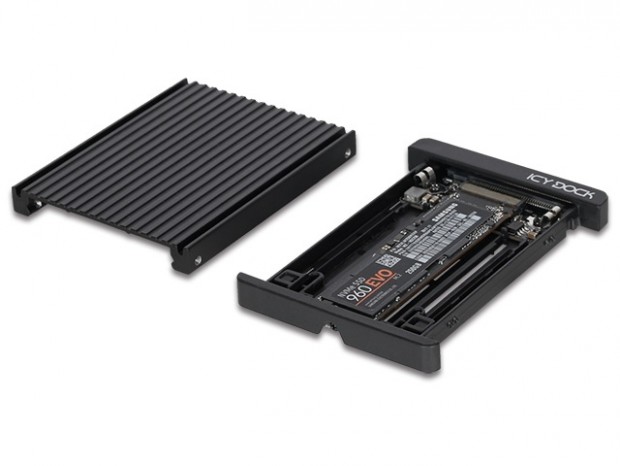 NVMe M.2 SSDをU.2に変換するアダプタ、ICYDOCK「EZConvert MB705M2P-B」