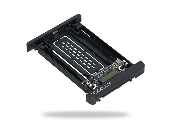 NVMe M.2 SSDをU.2に変換するアダプタ、ICYDOCK「EZConvert MB705M2P-B」