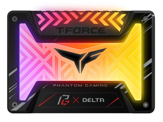 Team、ASRockコラボのゲーミングSSD「DELTA PHANTOM Gaming RGB SSD」発売