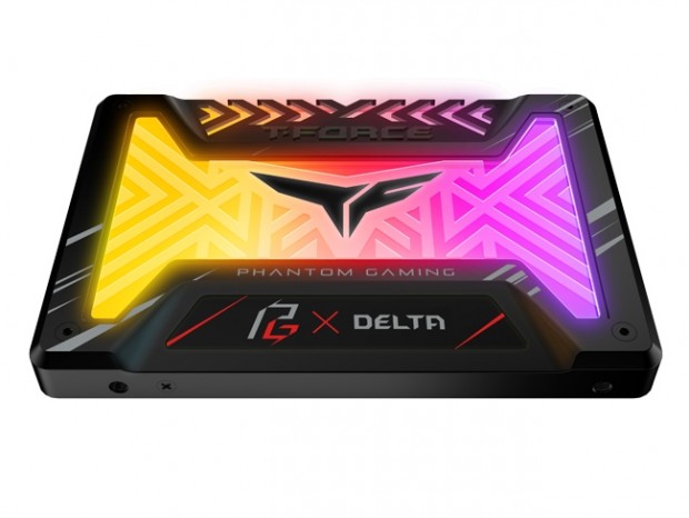 DELTA_PHANTOM_Gaming_RGB_SSD_1000x750c
