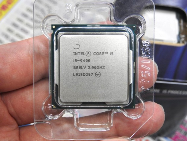 人気モデルへの期待がかかる「Core i5-9400」の販売が本日スタート