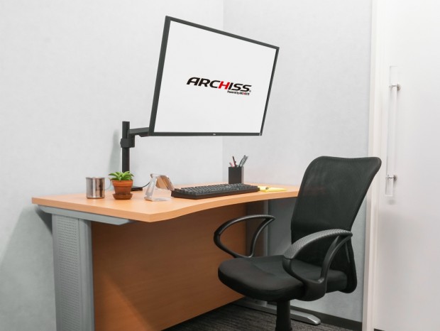 アーキサイト、クランプ・グロメット両対応の4軸アーム「Monitor Arm Basic」シリーズ