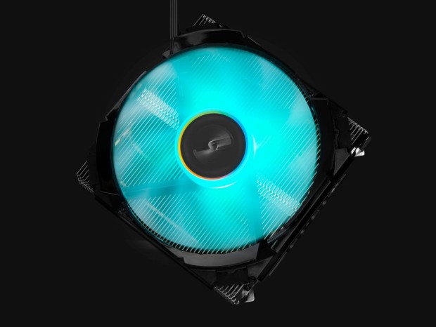 CRYORIG「C7」専用、15mm厚の92mm RGBファン「XT90 RGB」発売