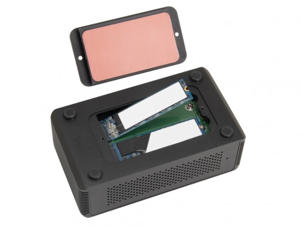 センチュリー、2枚のSSDを搭載できる「M.2 NVMe SSD to Thunderbolt3 アルミケース」