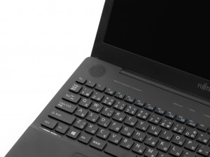 Ryzen 3 2300U搭載のコスパ重視ノートPC、富士通FMV「LIFEBOOK