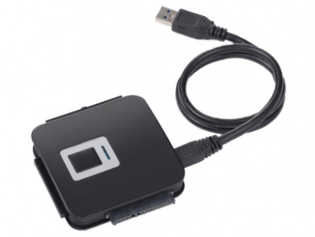 新旧ストレージのデータ吸い出しに便利なSATA/IDE-USB3.0変換アダプタ
