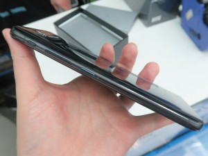 ZenFone6_akb_1024x768g