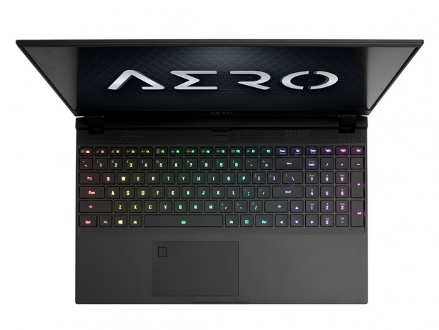 GIGABYTE、薄型ノート「AERO 15 OLED」にCore i9-9880HK搭載モデルなど計4機種追加