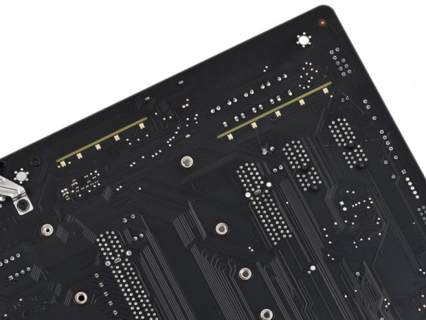 x570ae_25_1024x768