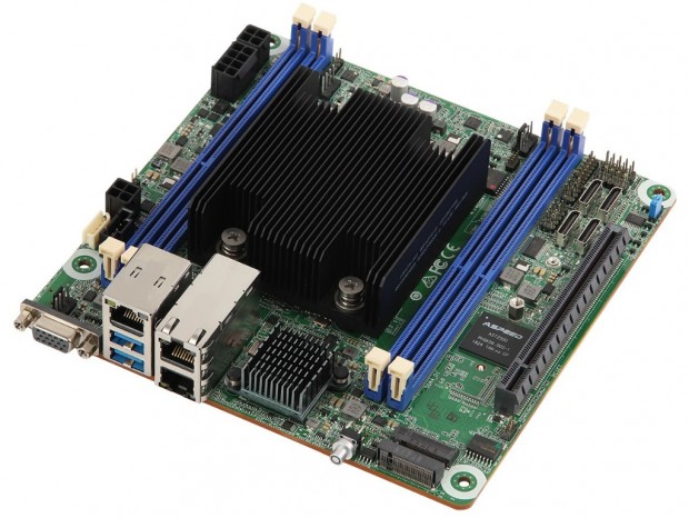 ASRock Rack、Xeon D-2100とデュアル10G LAN搭載のMini-ITXマザーボード2種