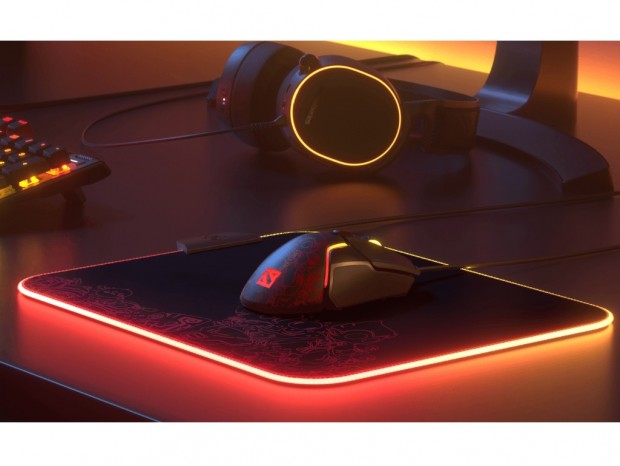 SteelSeries、Dota 2コラボのゲーミングマウス/マウスパッド発表