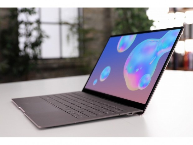 動画再生23時間のSnapdragon 8cx搭載モバイルノート、Samsung「Galaxy Book S」