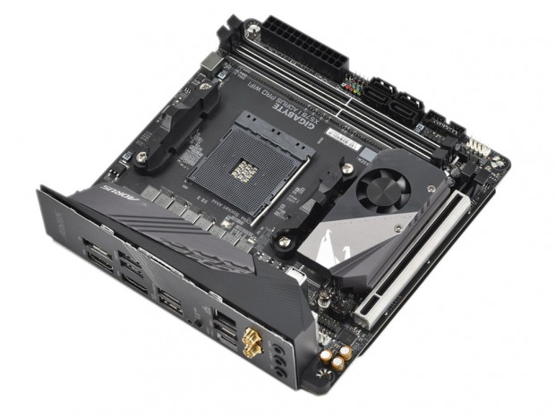X570IAPW_04_1024x768