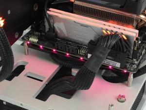 X570IAPW_903_1024x768