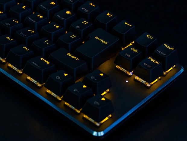 Gateron青軸採用コンパクト日本語73キーボードが上海問屋から