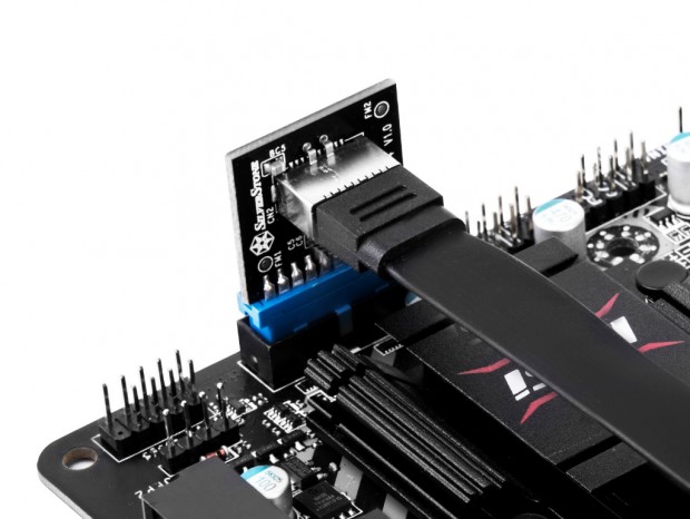 USB 19pinをUSB Type-Cに変換するアダプタ、SilverStone「CP14」国内発売決定