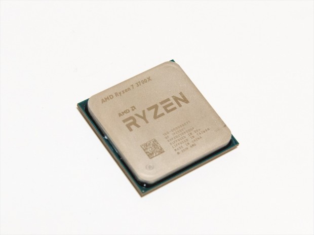 第3世代Ryzen 7 3700X  基本クロック : 3.6GHz
