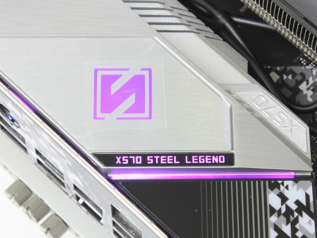 x570sl_902_1024x576