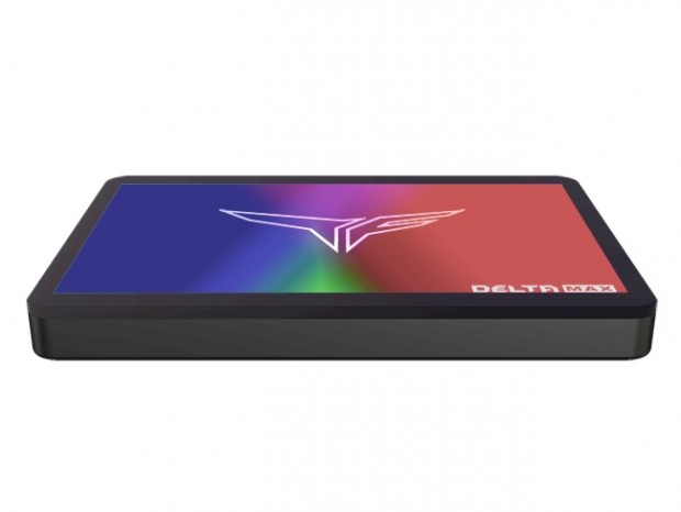 ミラーイルミネーション搭載のSATA3.0 SSD、Team「DELTA MAX SSD」