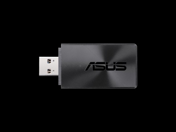 最大転送867MbpsのIEEE 802.11ac対応USB無線LAN子機、ASUS「USB-AC57」