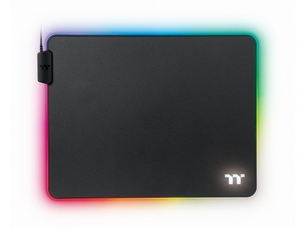 Thermaltake、イルミ同期できるRGBマウスパッド「Level 20 RGB Gaming Mouse Pad」