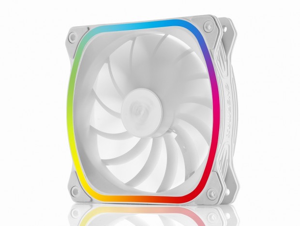 ENERMAX、ダイナミックに光る白のスクエアRGBファン「SquA RGB ホワイト」限定発売