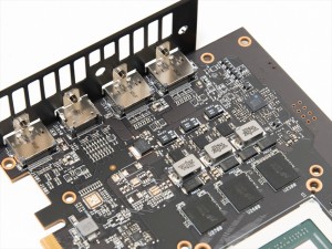 ROGSTRIX5700XT_029_1024x768