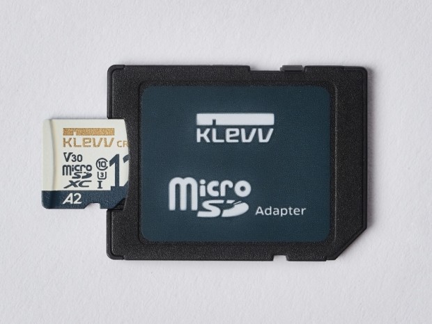 最高100MB/sec、A2対応のmicroSDカード、ESSENCORE「KLEVV CRAS」