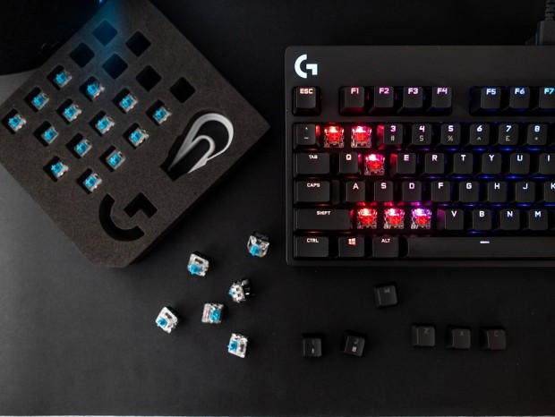 Logitech、スイッチ換装に対応するテンキーレスキーボード「Logitech G PRO X」