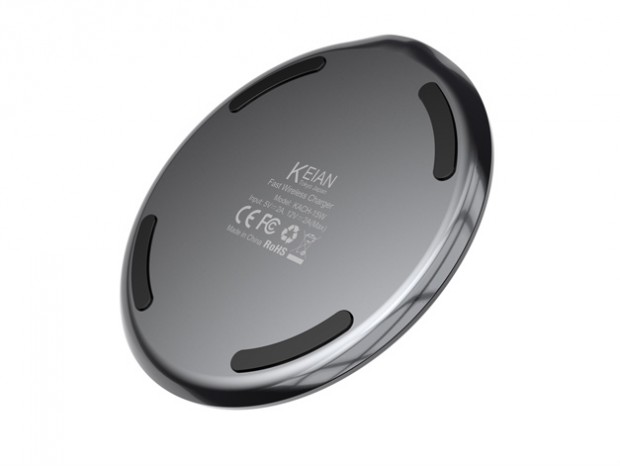 最大出力15Wの急速充電対応ワイヤレスチャージャー、恵安「KACH-15W」
