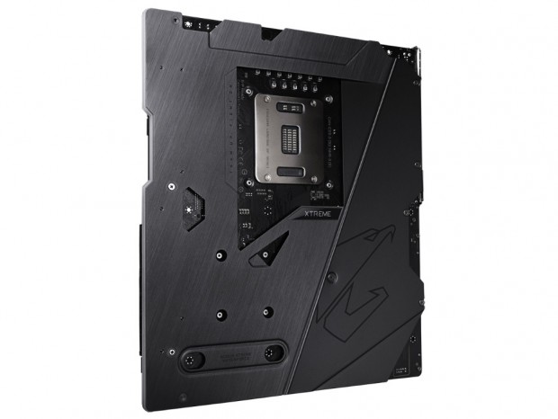 GIGABYTE、新型Core X対応の水冷マザー「X299X AORUS XTREME WATERFORCE」